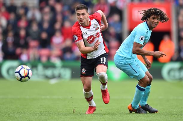 让他被球队 让他被球队