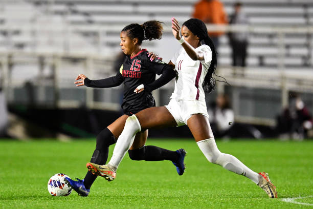 奋进的春天丨中国经济春潮涌动开新局.